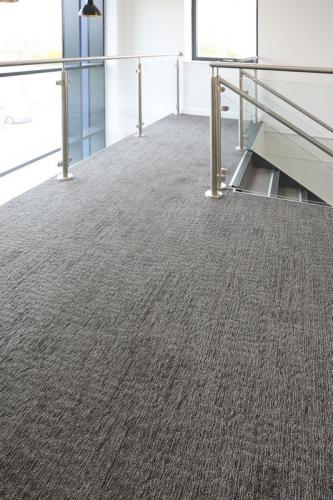 Rillatech-carpet-tiles-multilevel-loop-alaska-grey-office-016-533x800