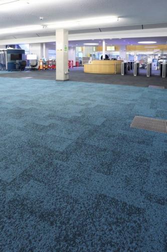 Sheffield-Hallam-University-rainfall-carpet-tiles-02-533x800