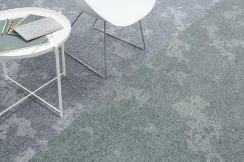 dapple-carpet-tiles-airy-celadon-silver-gleam-1200x800