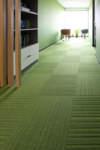 gdansk-office-carpet-tiles-burmatex-01-533x800