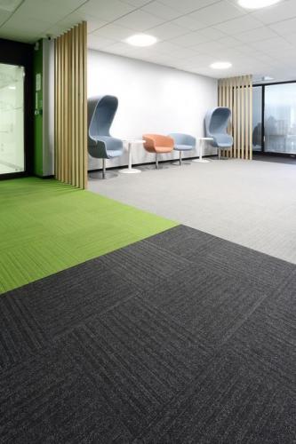 gdansk-office-carpet-tiles-burmatex-03-533x800