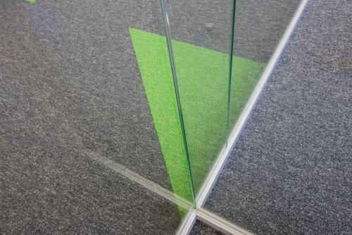 grey-and-green-go-to-carpet-tiles-in-office-04