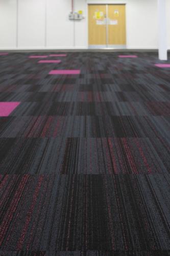 hadron-carpet-tiles-for-offices-011-533x800