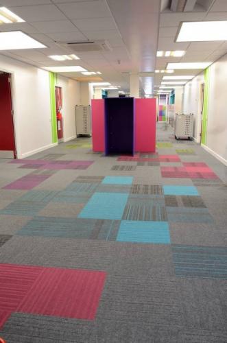 lateral-carpet-tiles-st-matthews-school-05-530x800