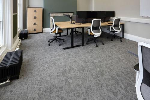 osaka-carpet-tiles-in-offices-of-university-of-leeds-06