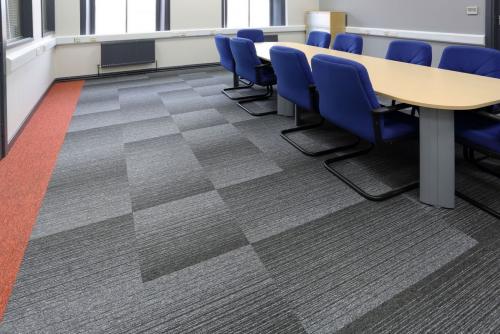 sim-shopfitting-office-carpet-tiles-burmatex-01-1199x800