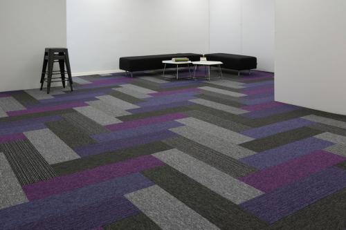 tivoli-carpet-planks-tufted-loop-pile-purple-grey-black-studio-0082