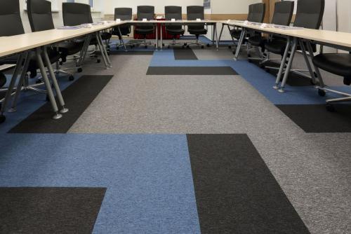 university-school-carpet-tiles-burmatex-05-1199x800